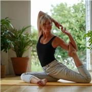 Professeur de Yoga certifiee